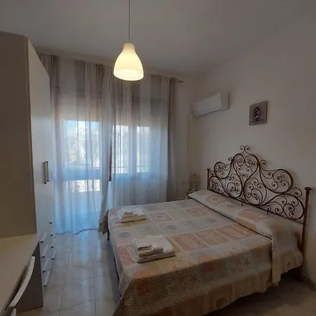 公寓 Domus Dejanas - 180 Mq A Quartu