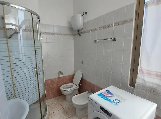 公寓 Domus Dejanas - 180 Mq A Quartu 夸尔图-圣埃莱娜