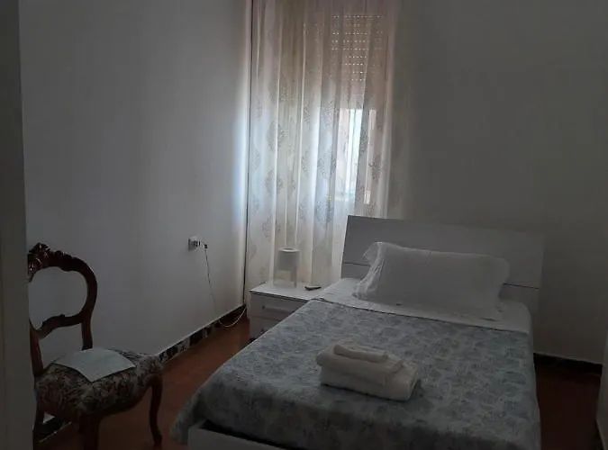 Domus Dejanas - 180 Mq A Quartu 夸尔图-圣埃莱娜