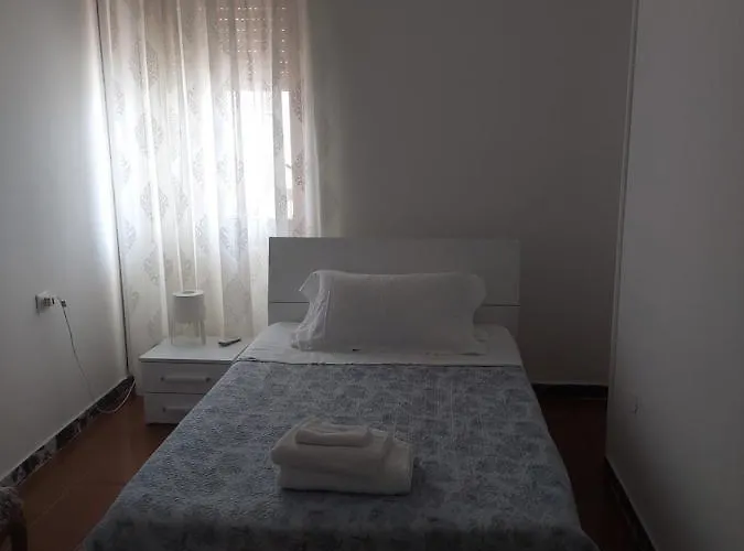 Domus Dejanas - 180 Mq A Quartu 夸尔图-圣埃莱娜