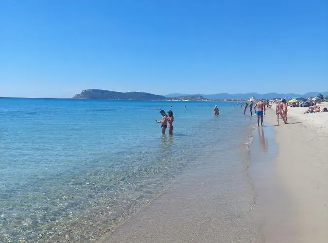 公寓 Domus Dejanas - 180 Mq A Quartu 夸尔图-圣埃莱娜